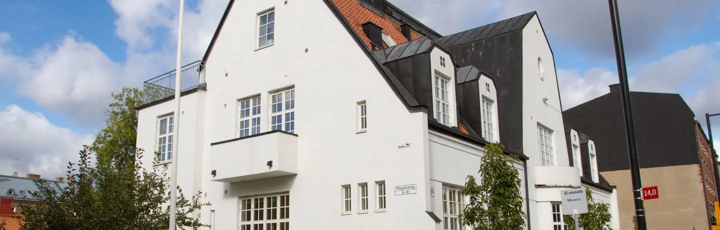 I Vita Villan mitt i centrala Trollhättan erbjuder Eidar 15 studentlägenheter.