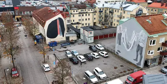 Husfasad på fastighet Minerva i centrala Trollhättan